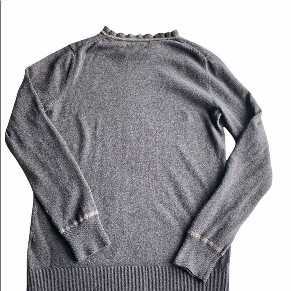 Banana Republic Long sleeve Sweater - Picture 1 of 4
